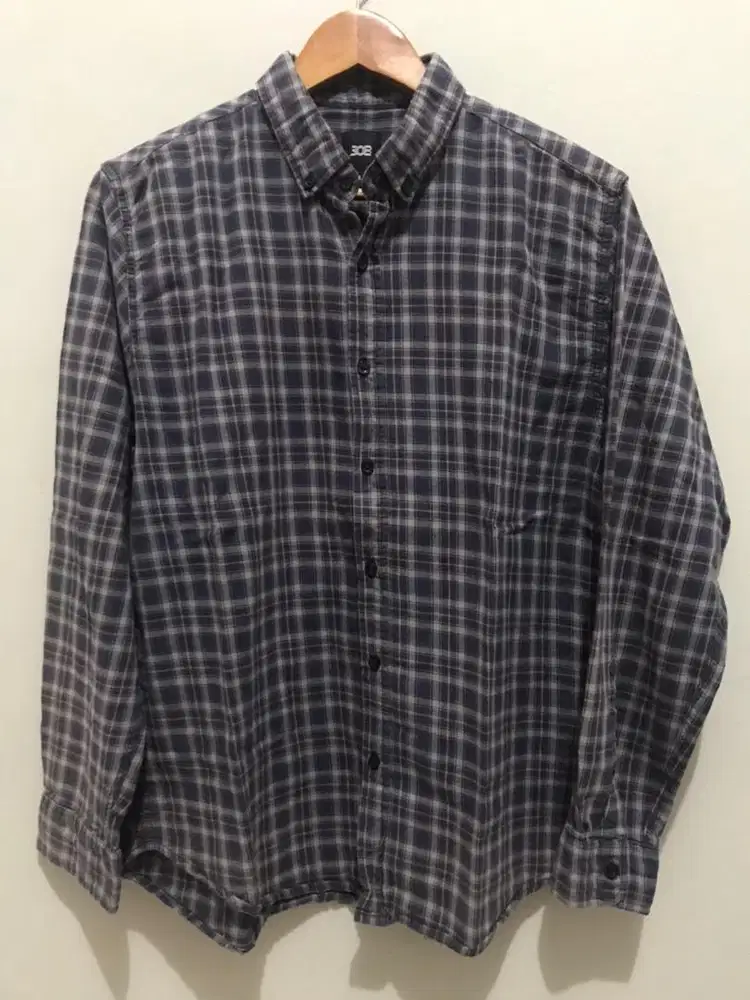 kemeja pria size L masih baik jogja