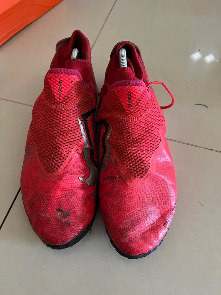 Sepatu bola futsal Nike Phantom Ghost Vsn Academy Red