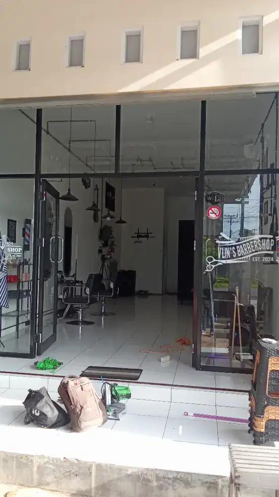 bikin partisi kaca almanium murah