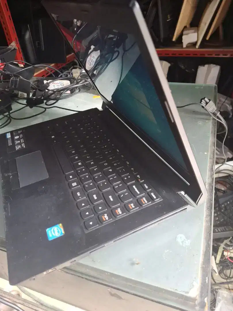 Dicari untuk dibeli laptop rusak error