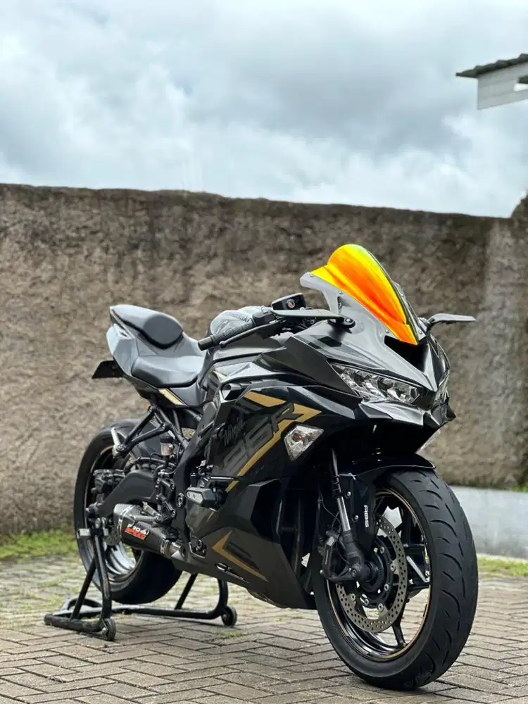 Zx25R abs se qs