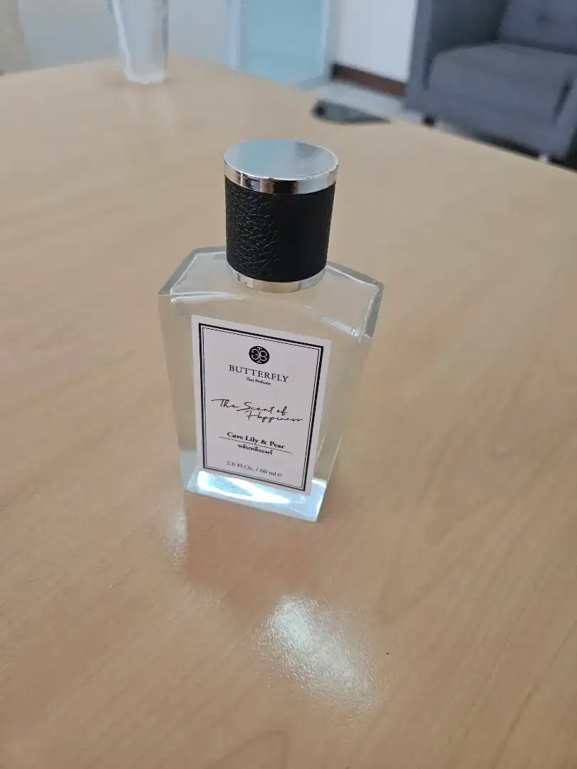 Botol bekas minyak wangi