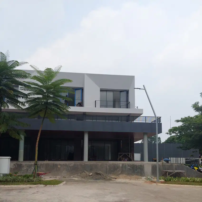 Ruko di Emerald Core Bintaro sudut 3 lantai Depan Pasar