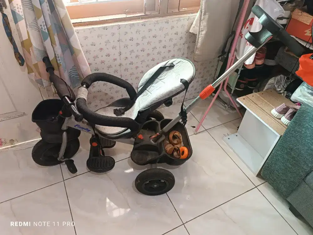 Preloved Sepeda Family Supreme Clarte F-960