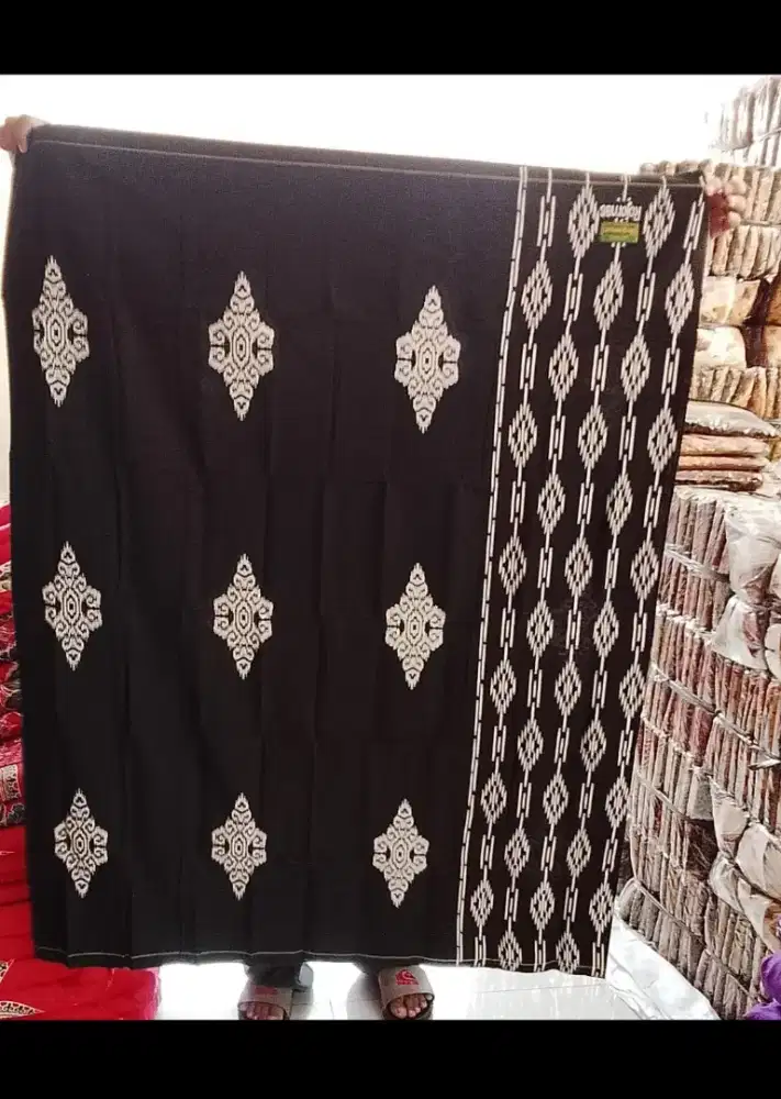 sarung lebaran Merk Rojomas