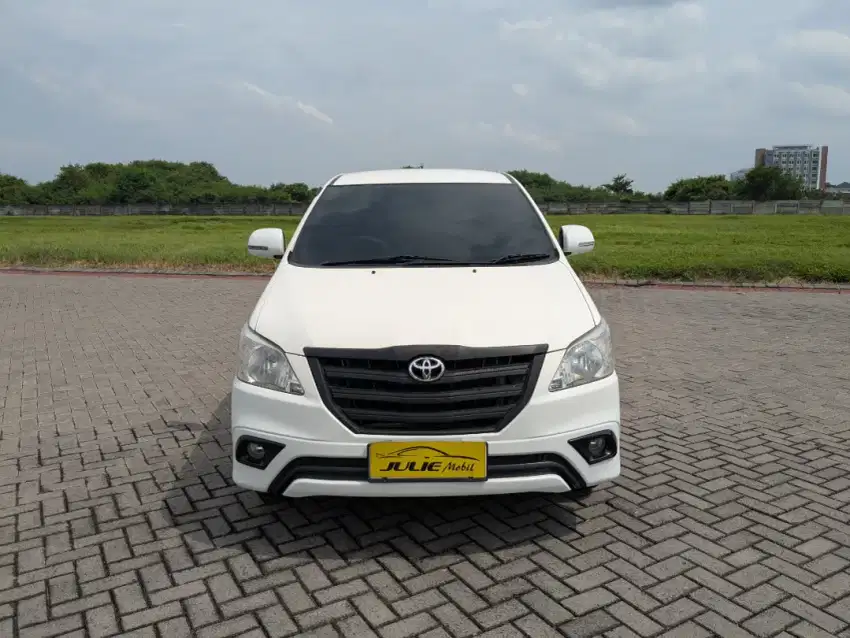 TOYOTA INNOVA E TAHUN 2014 
TRANSMISI AUTOMATIV
UPGRADE G