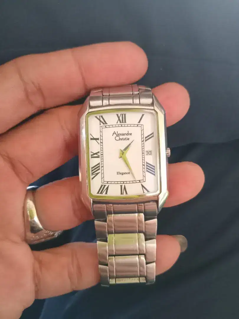 Jam Tangan Tank Analog Alexandre Christie 8377MD