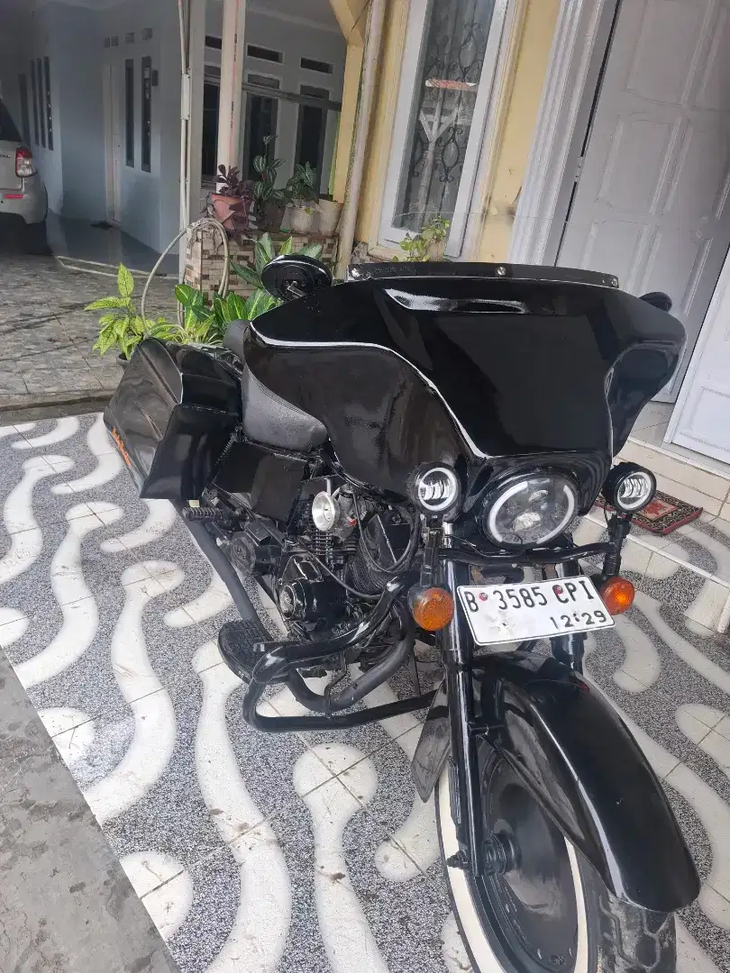 Kaisar Ruby model harley