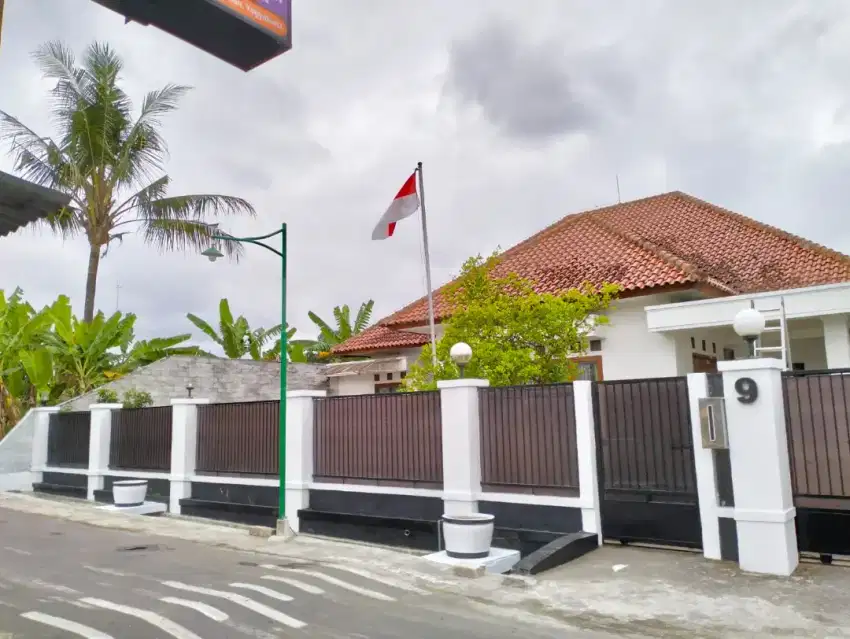 Rumah Mewah milik pribadi bisa untuk vila atau kos