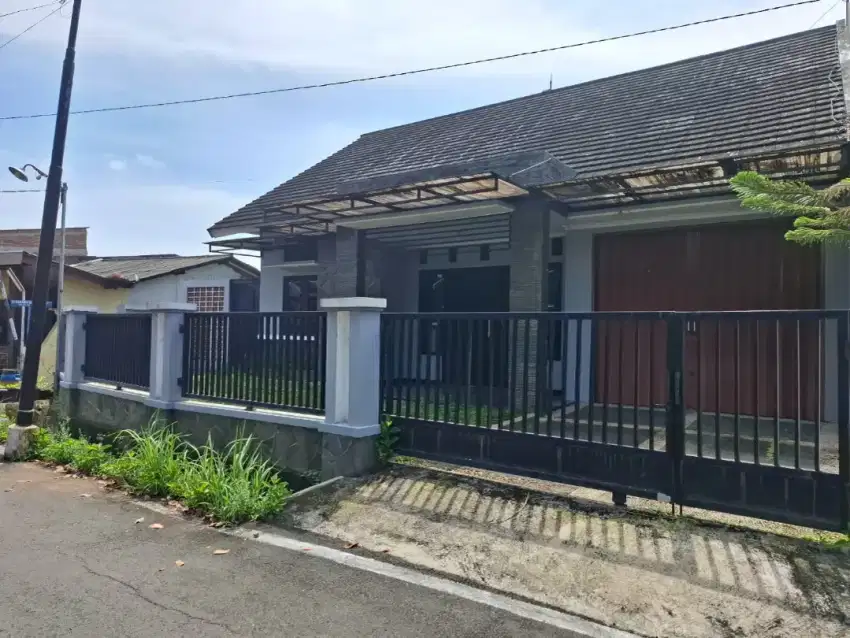 RUMAH KARANGREJO BANYUMANIK