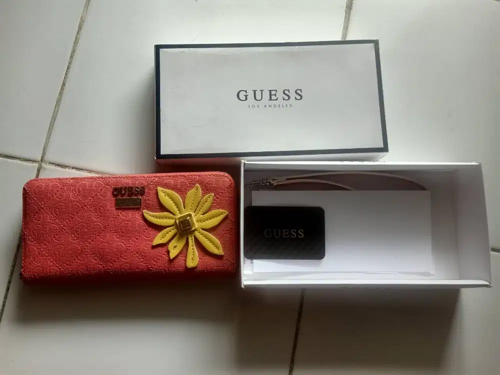 Jual dompet guess original