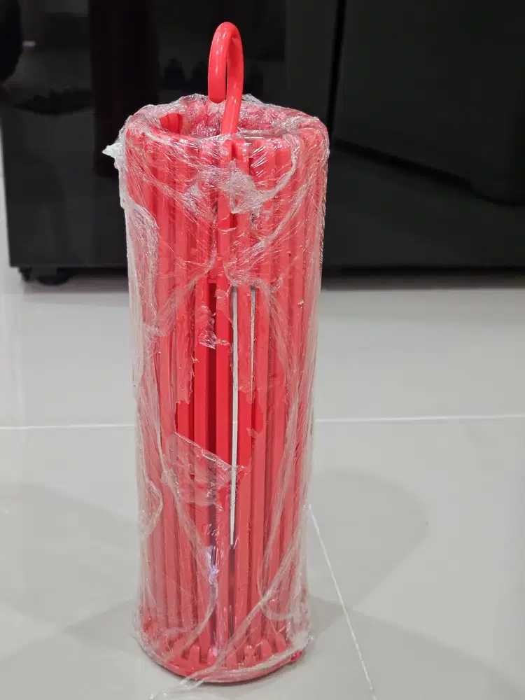 Gantungan Baju dan Aksesoris Laundry