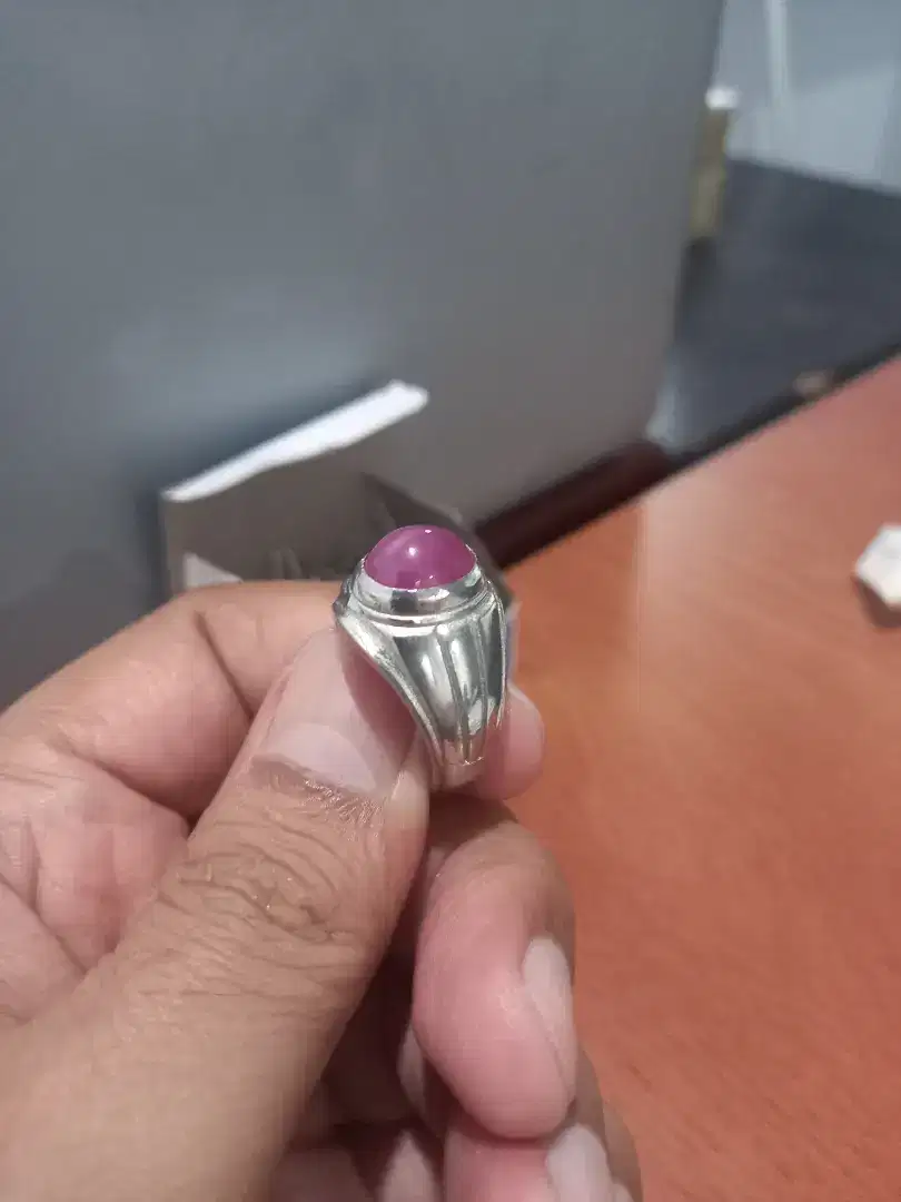 Batu Permata Ruby