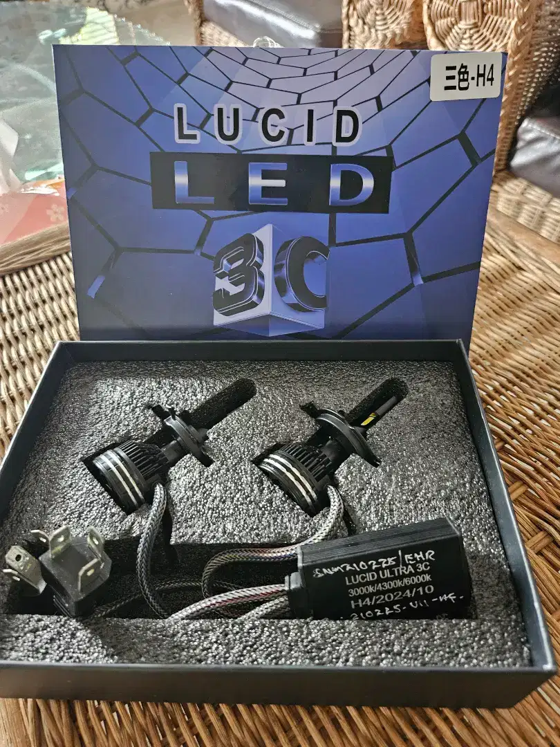 Lampu Led 3 warna