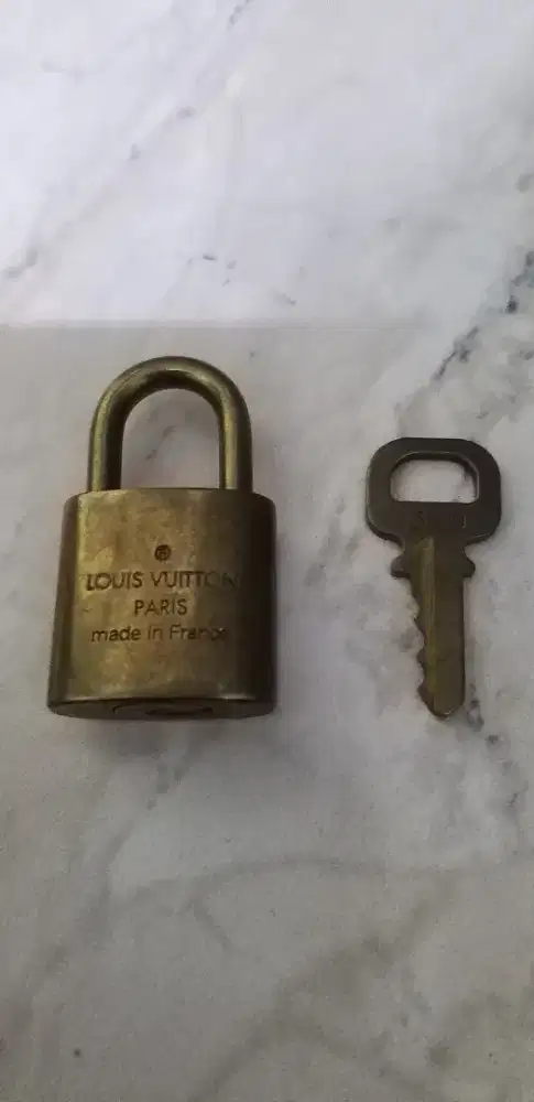 Jual gembok LV vintage authentic
