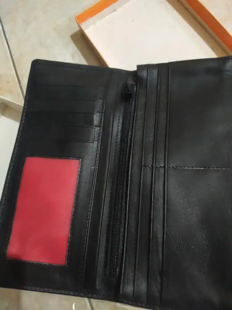 Di jual dompet wanita