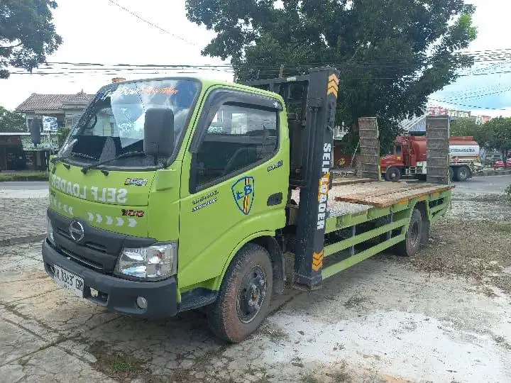 Dutro 130 HDX selfloader 2023