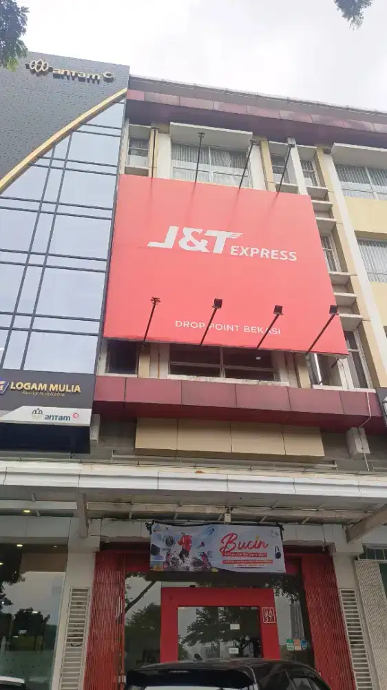 LOKER DRIVER KURIR MOTOR.