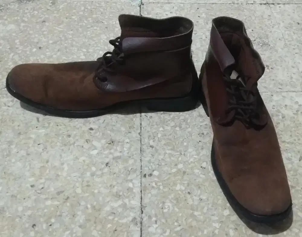 Sepatu keren masih bagus size 41/42