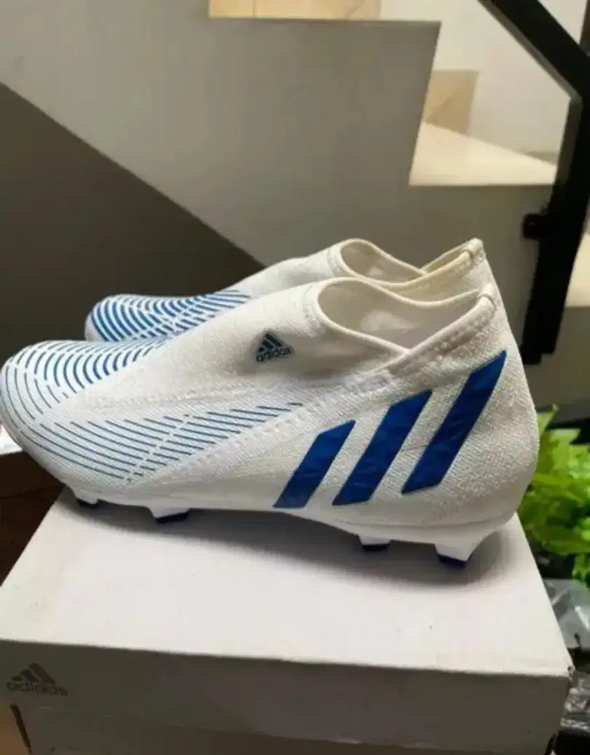 Sepatu ADIDAS sepatu original sepatu Bola