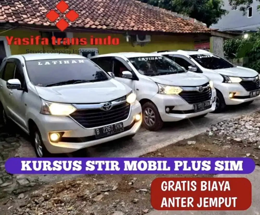 Kursus mengemudi mobil