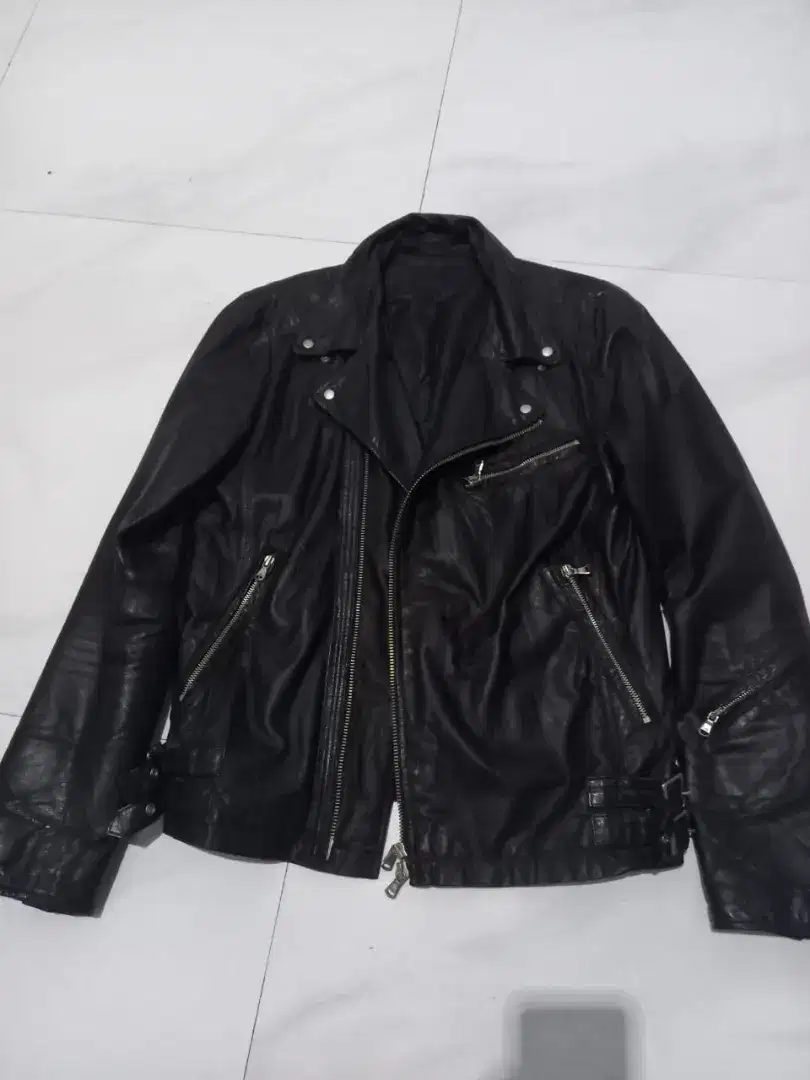 Ramones Domba import tebal