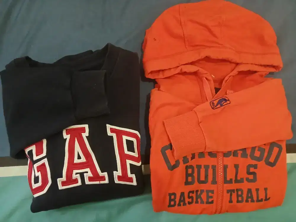 Sweater GAP dan jaket NBA