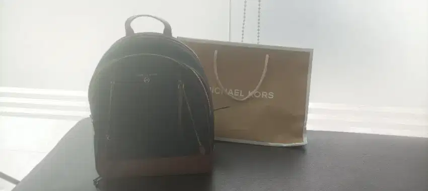 Jual cepat hari ini tas m & k