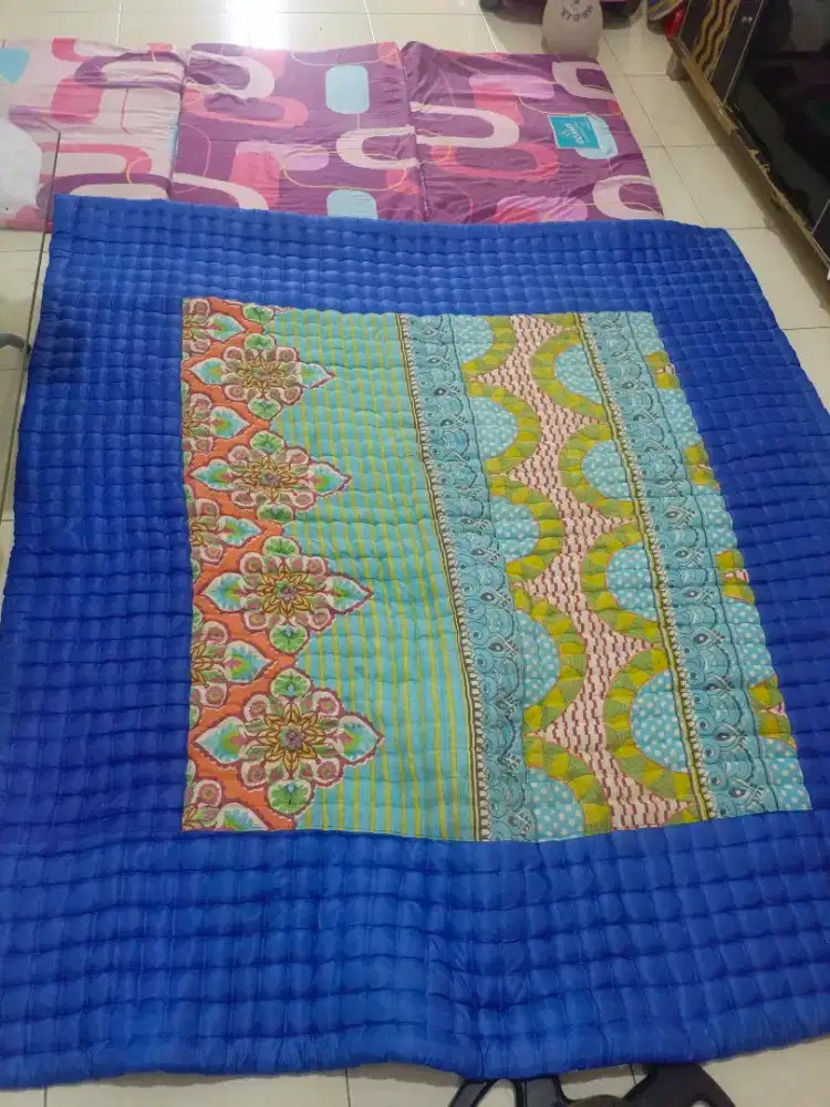 Kasur besar biru dijual
