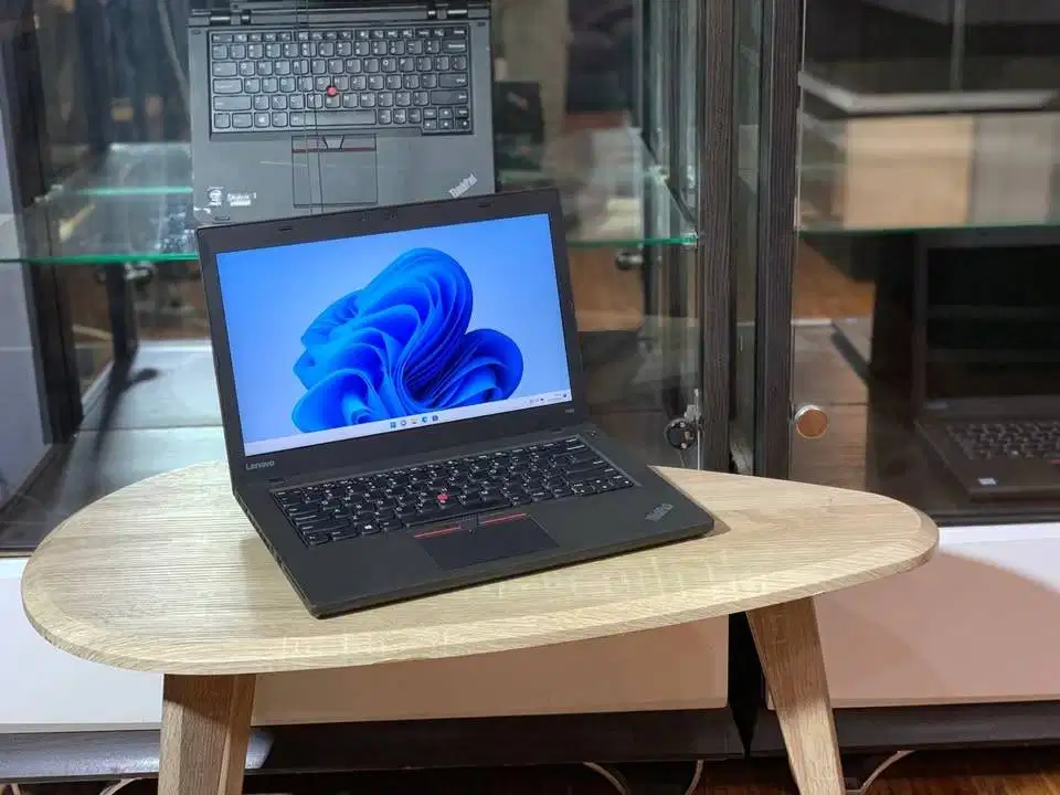 Laptop Editing Desain UltraBook Series Lenovo Thinkpad T46 Corei5 GEN6