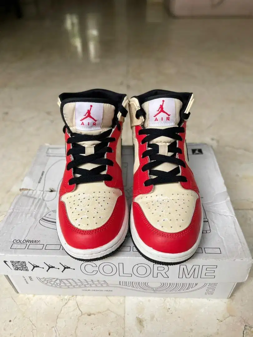 Nike Air Jordan 1 Mid SS (GS) 6.5Y Original
