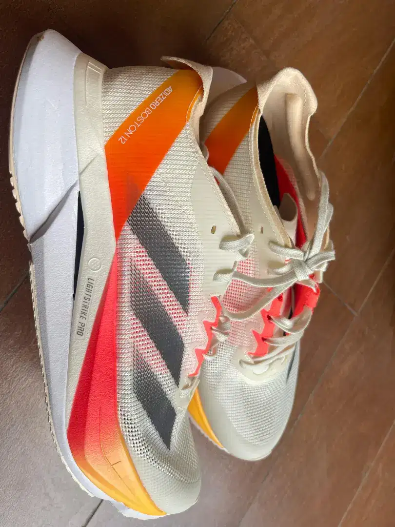 Sepatu Running ad1zer0 b0ston 12 original