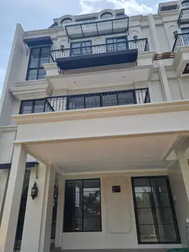 Dijual rumah Baru Cluster Exclusive. Lokasi Jakarta Selatan.