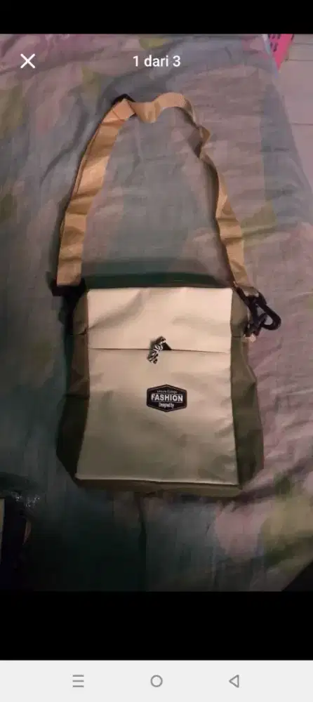 Tas selempang kecil pria