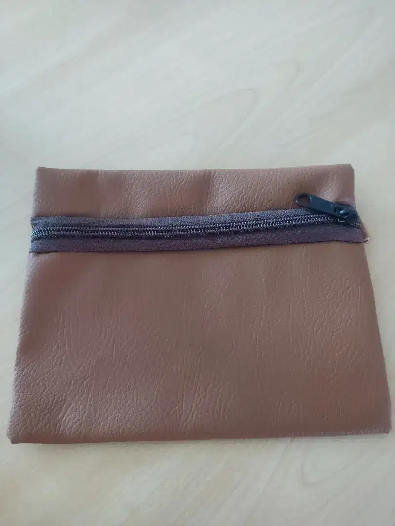 Dompet coklat sovenir