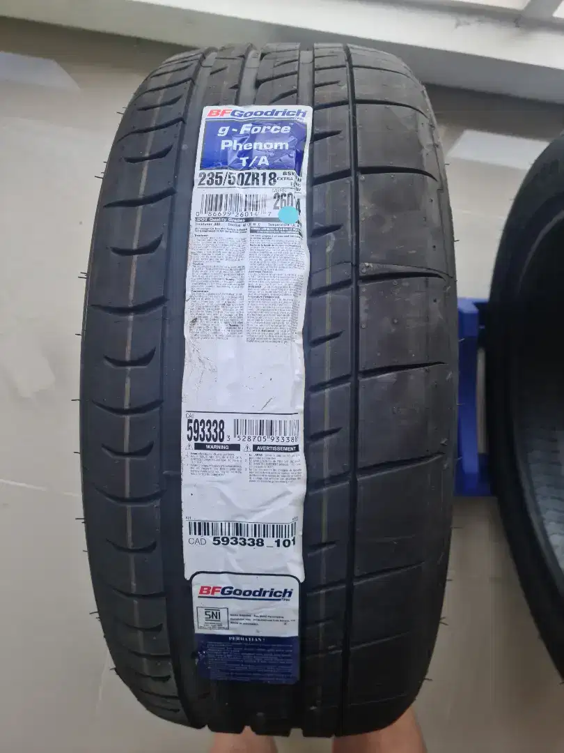 Ban merek BF-GOODRICH ukuran 235/50 R 18