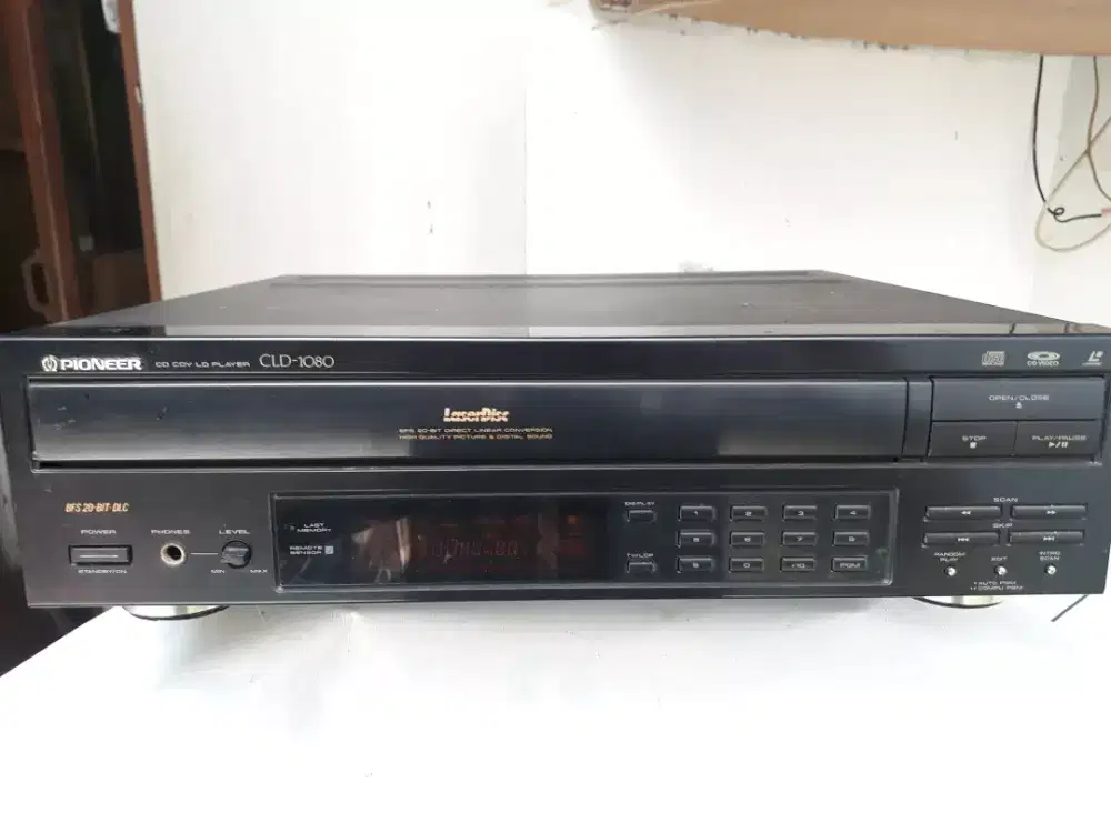 Pioneer CLD 1080