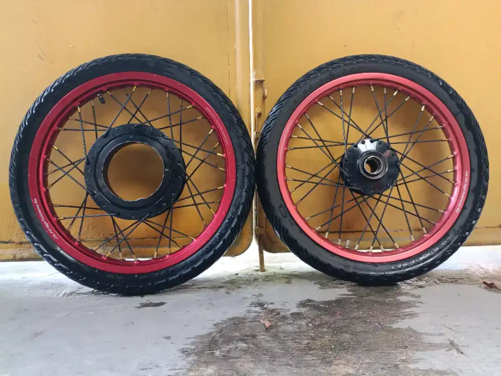 Ban dan Velg motor bekas