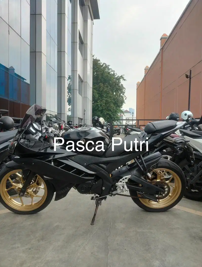 Jual Motor Yamaha R15 tahun 2015