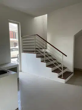 Murah Rumah 2 Lantai di Cluster Arcadia Grand Harvest, Surabaya Barat