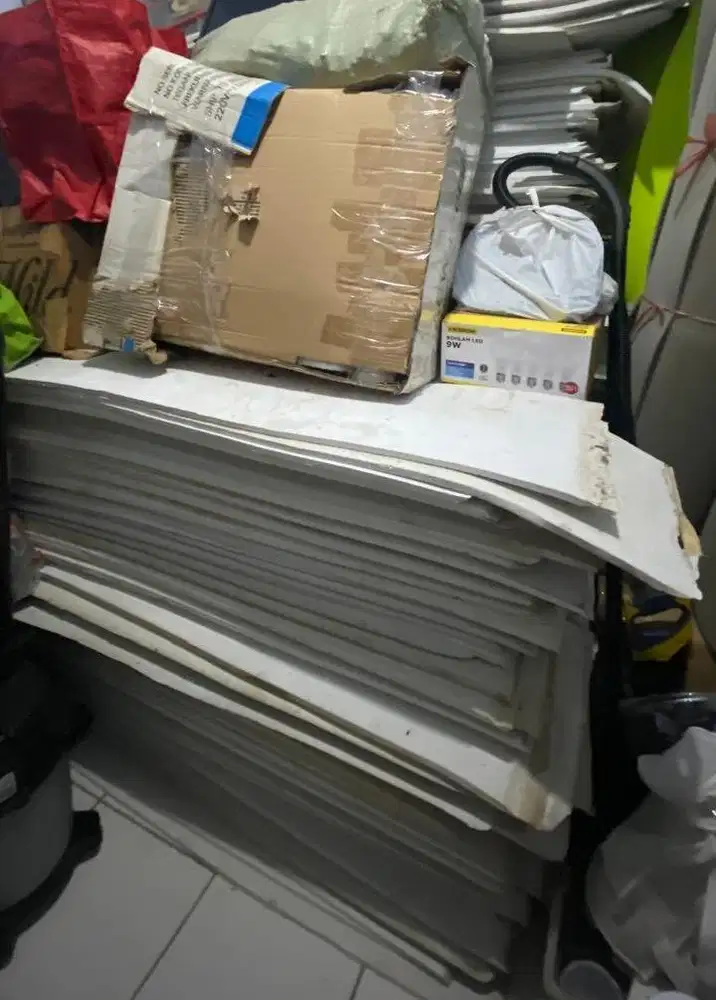 Alat manual pembuat sendal