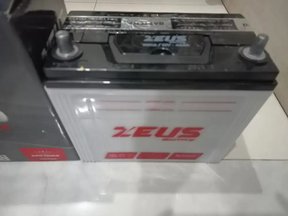 Aki basah merk zeus Ns60 45Ah untuk mobil