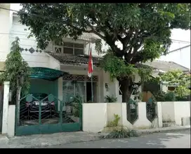 Dijual Murah Rumah 2 Lantai di Komplek Ciledug Indah 1