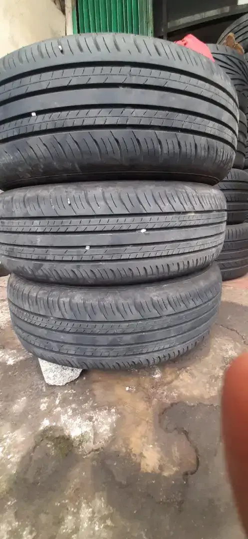 Ban terios rush 215 65 16 dunlop 2pcs