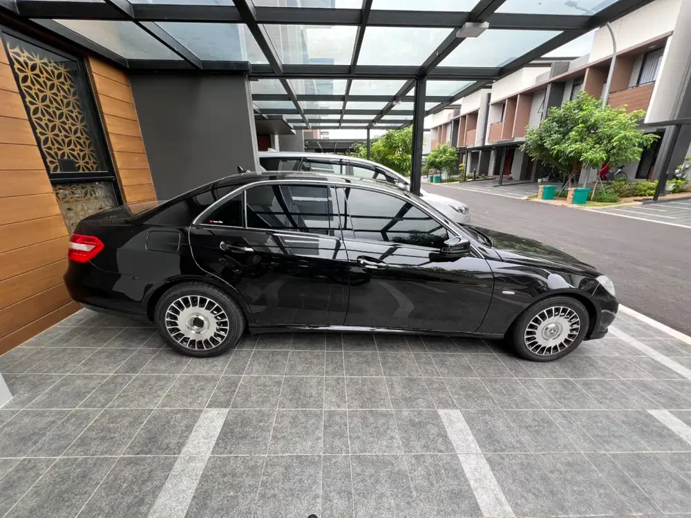 Mercedes-Benz E250 2012 Bensin