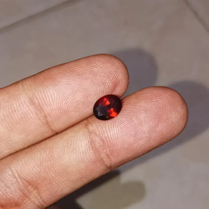 Natural pyrope garnet