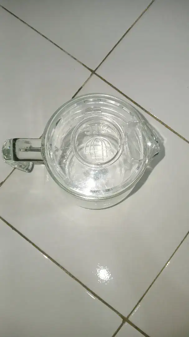 TEKO KACA / KETEL KACA ada 2 pcs (per pcs 30.000)