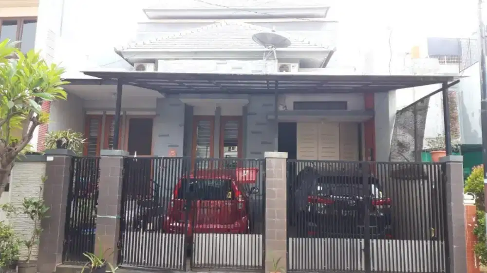 Dijual rumah rapih siap huni di Gading Elok Utara