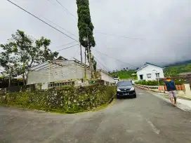 Tanah kemuning karanganyar potensial Vila turun harga 400jt ke 300jt