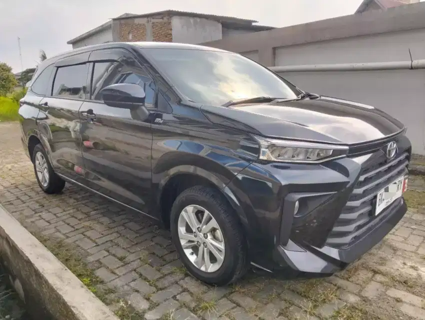 All New Avanza 2022 1.3E AT Hitam
